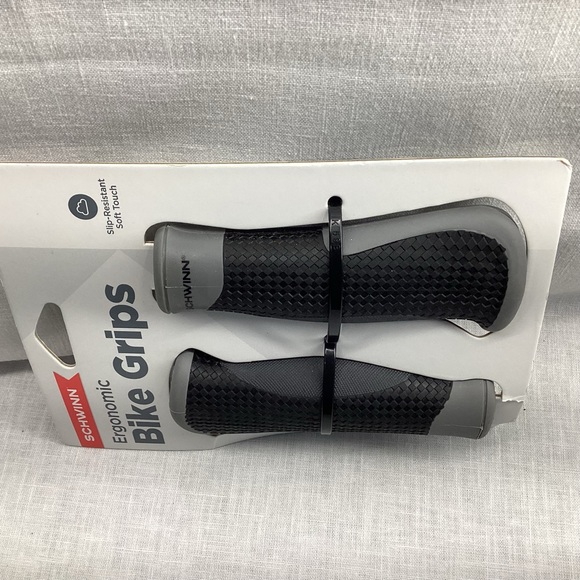 SCHWINN ERGONOMIC SW75823A BIKE GRIPS SLIP RESISTANT SOFT TOUCH BLACK / GRAY NWT - Picture 7 of 9
